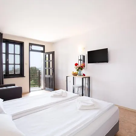 Sol Hotel