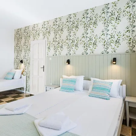 Sol Hotell *